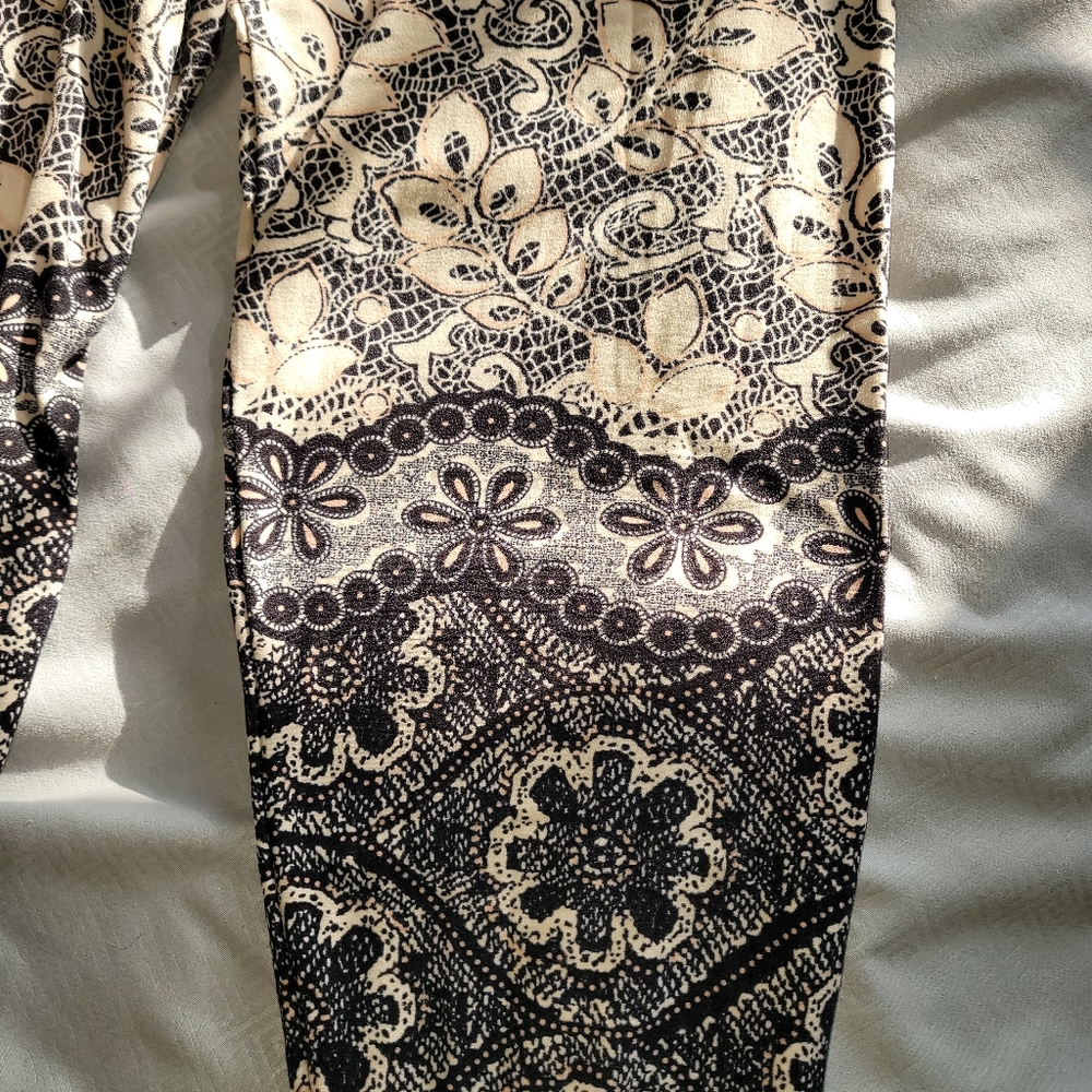 LEGGINGS (ONE SIZE) - Picture 2 of 4
